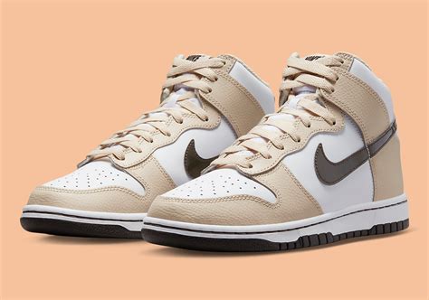 nike dunks tan and brown.